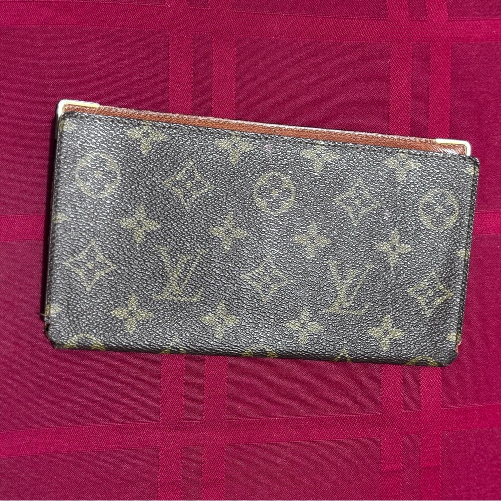 Louis Vuitton Monogram Wallet